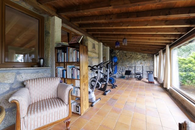 4 Zimmer Finca/Landgut zu verkaufen in O Carballiño mit Garage - 1.350.000 € (Ref: 10162534)