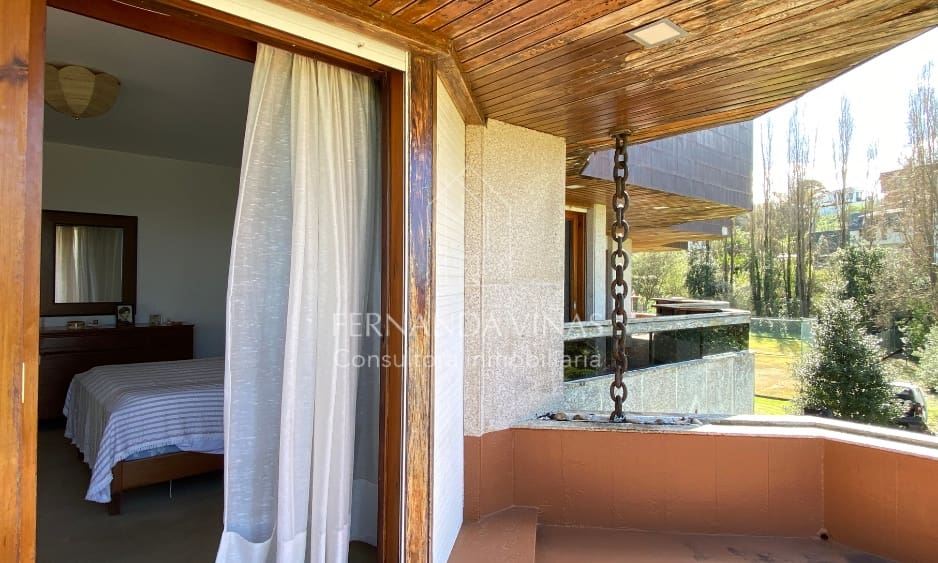 6 bedroom Villa for sale in Vigo with pool garage - € 1,975,000 (Ref: 8931187)