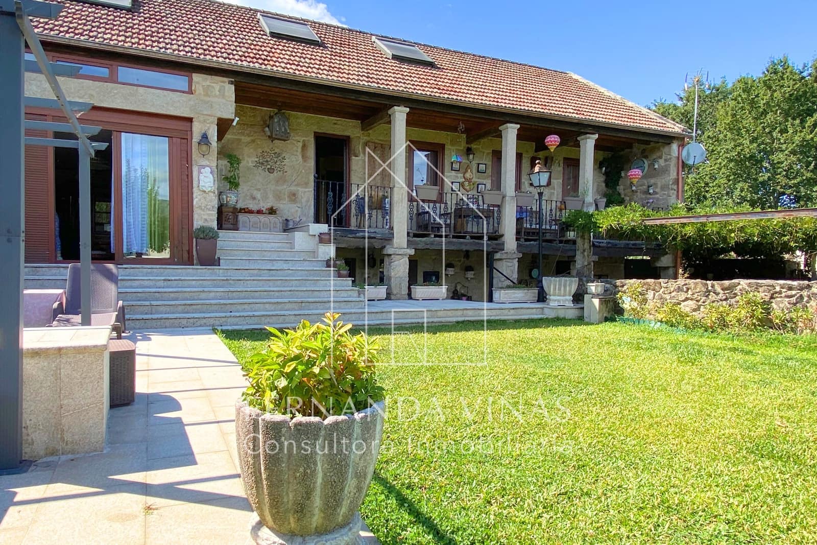 3 soveværelse Byhus til salg i Mondariz med swimmingpool - € 425.000 (Ref: 9035081)