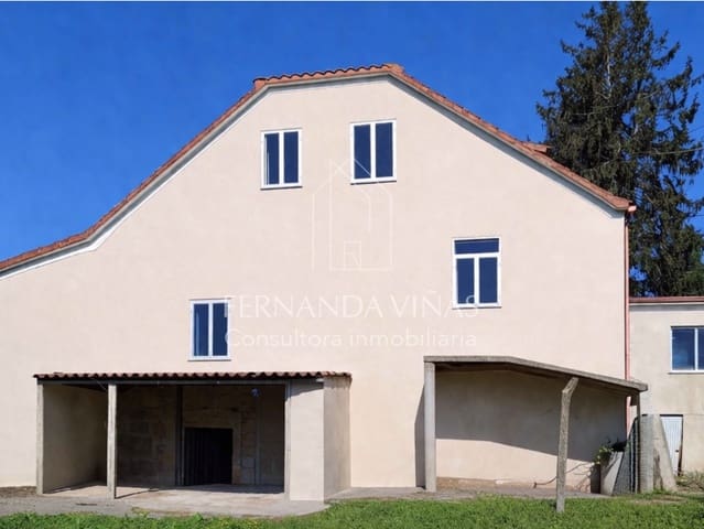 4 bedroom Townhouse for sale in Soutomaior with garage - € 260,000 (Ref: 9772489)