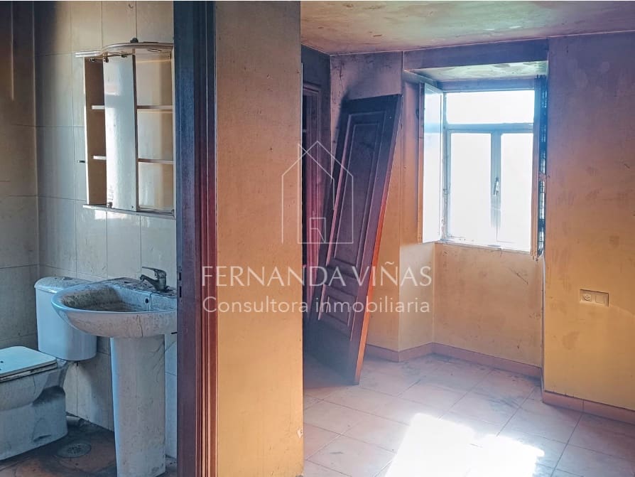 4 bedroom Townhouse for sale in Soutomaior with garage - € 260,000 (Ref: 9772489)