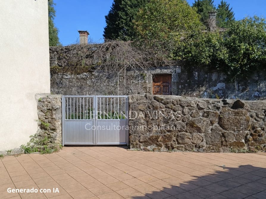 4 bedroom Townhouse for sale in Soutomaior with garage - € 260,000 (Ref: 9772489)