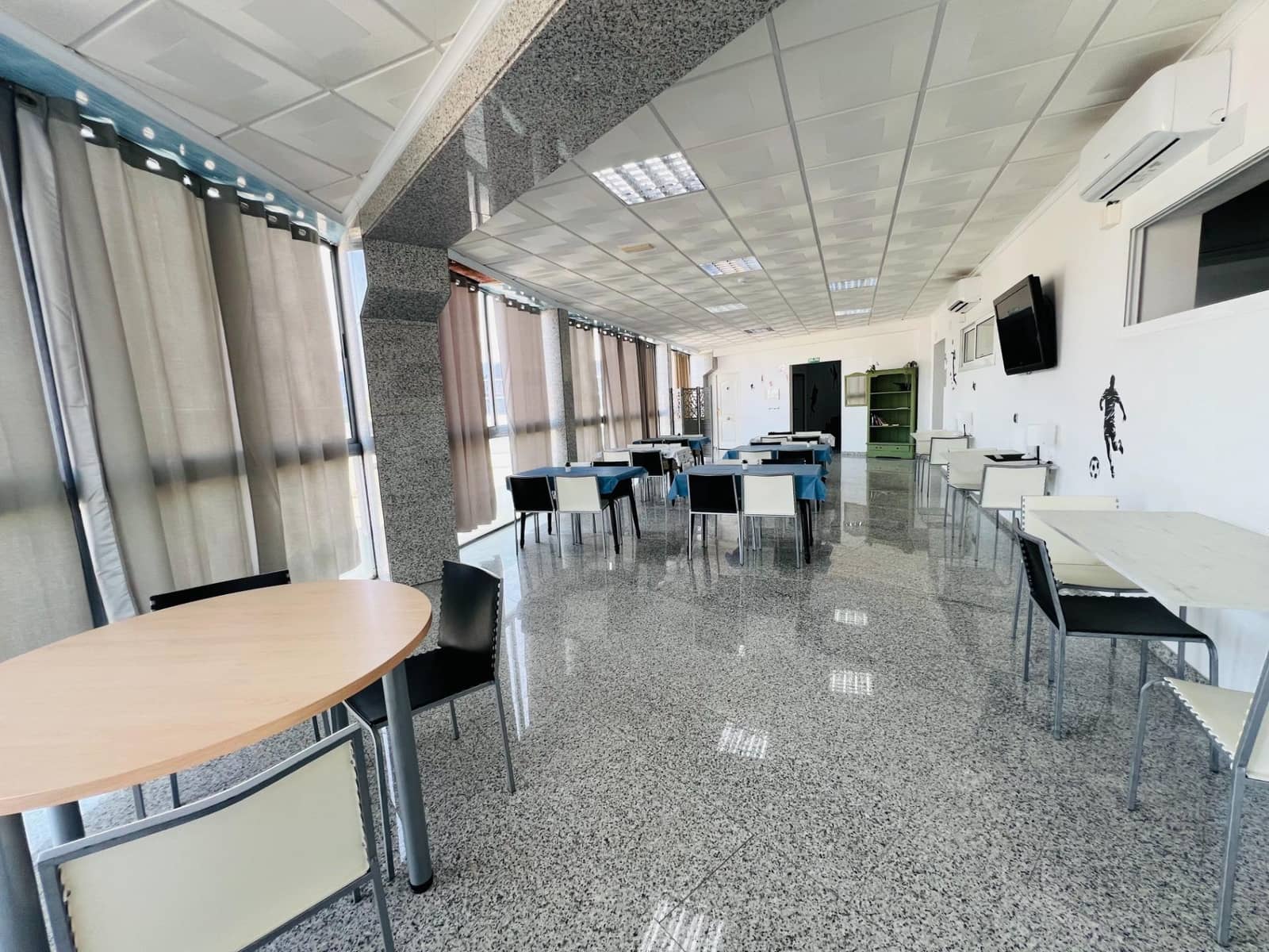 25 slaapkamer Hotel te koop in La Nucia - € 1.650.000 (Ref: 10047513)