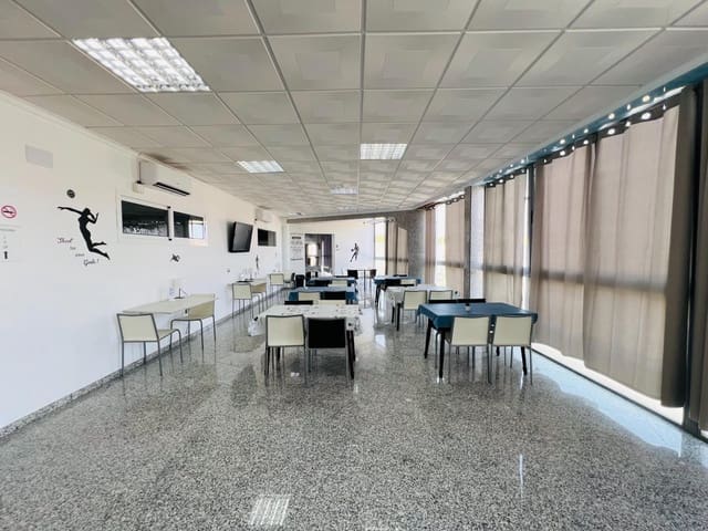 25 slaapkamer Hotel te koop in La Nucia Pueblo  , La Nucia - € 1.650.000 (Ref: 10047513)