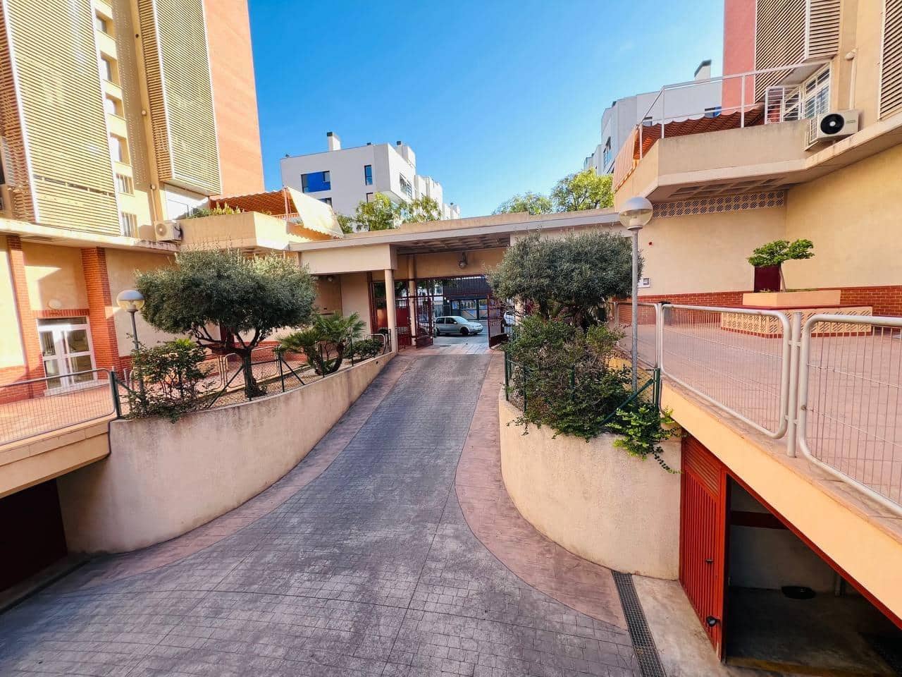 Piso de 3 habitaciones en Alicante / Alacant ciudad en venta con piscina garaje - 339.900 € (Ref: 10059353)