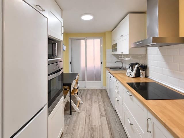 3 sypialnia Mieszkanie na sprzedaż w Miasto Alicante / Alacant z basenem garażem - 339 900 € (Ref: 10059353)