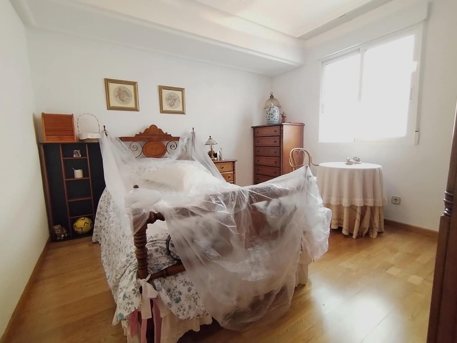 5 bedroom Flat for sale in Alicante / Alacant city with garage - € 990,000 (Ref: 10108957)