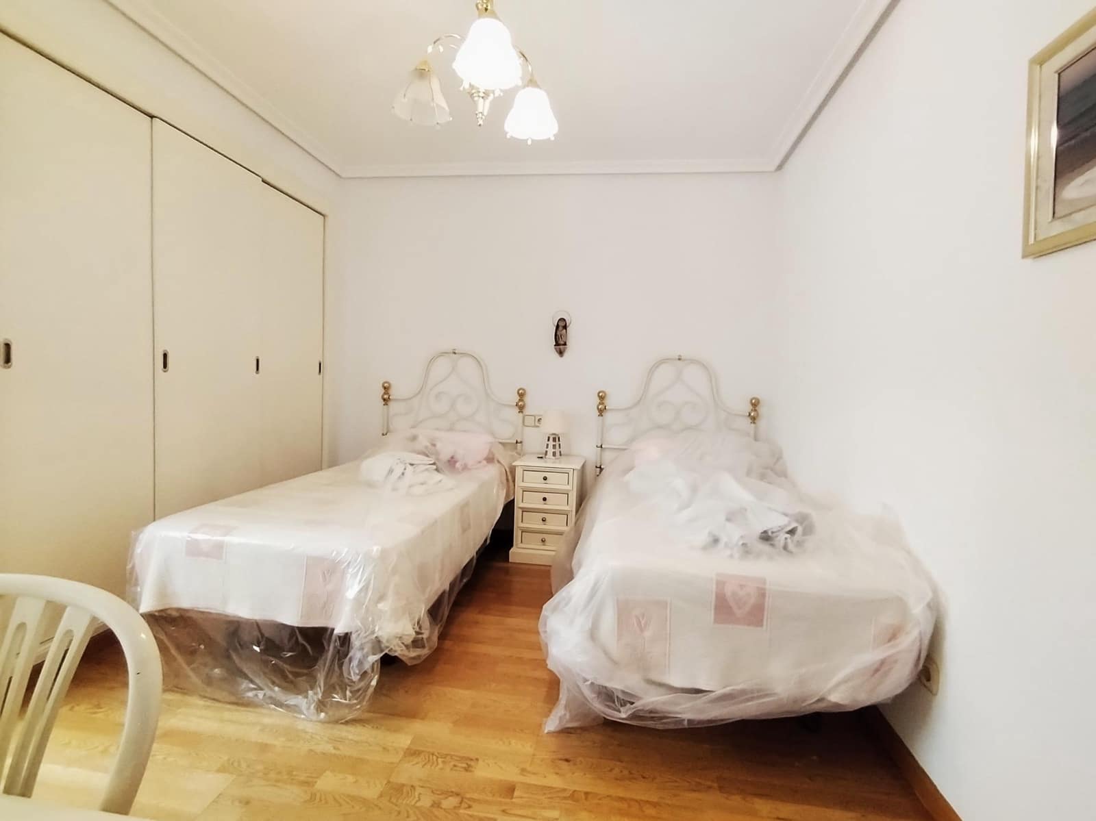 5 bedroom Flat for sale in Alicante / Alacant city with garage - € 990,000 (Ref: 10108957)