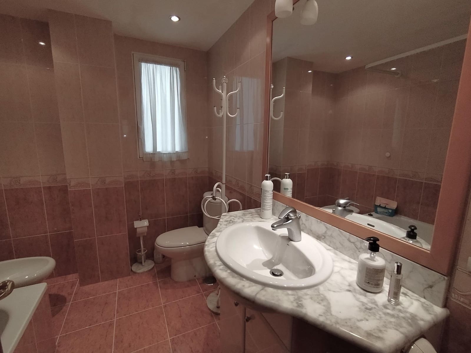 5 bedroom Flat for sale in Alicante / Alacant city with garage - € 990,000 (Ref: 10108957)