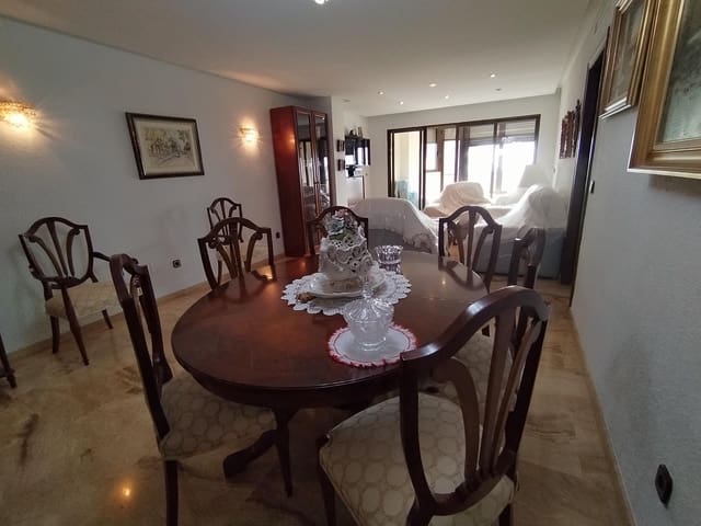5 slaapkamer Flat te koop in Alicante stad met garage - € 990.000 (Ref: 10108957)