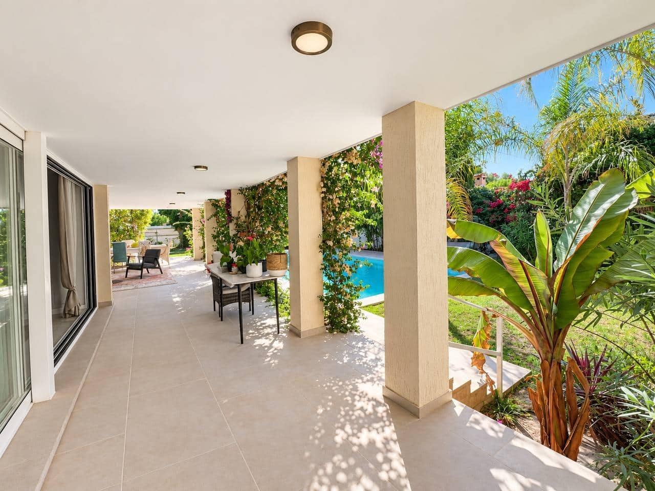 7 soveværelse Villa til salg i La Font med swimmingpool garage - € 1.370.000 (Ref: 10157081)
