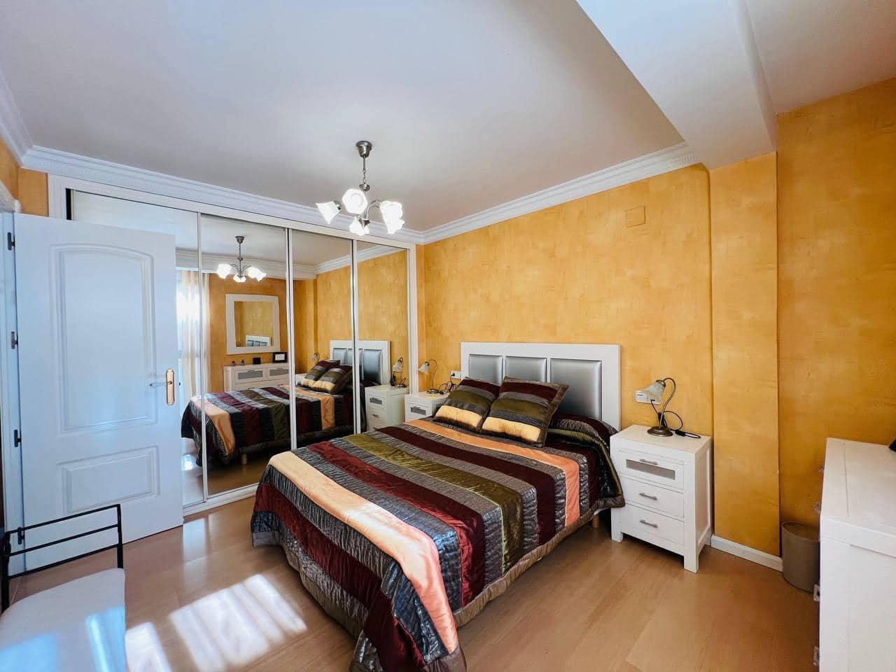 3 Zimmer Wohnung zu verkaufen in Alicante / Alacant Stadt mit Garage - 350.000 € (Ref: 10174321)