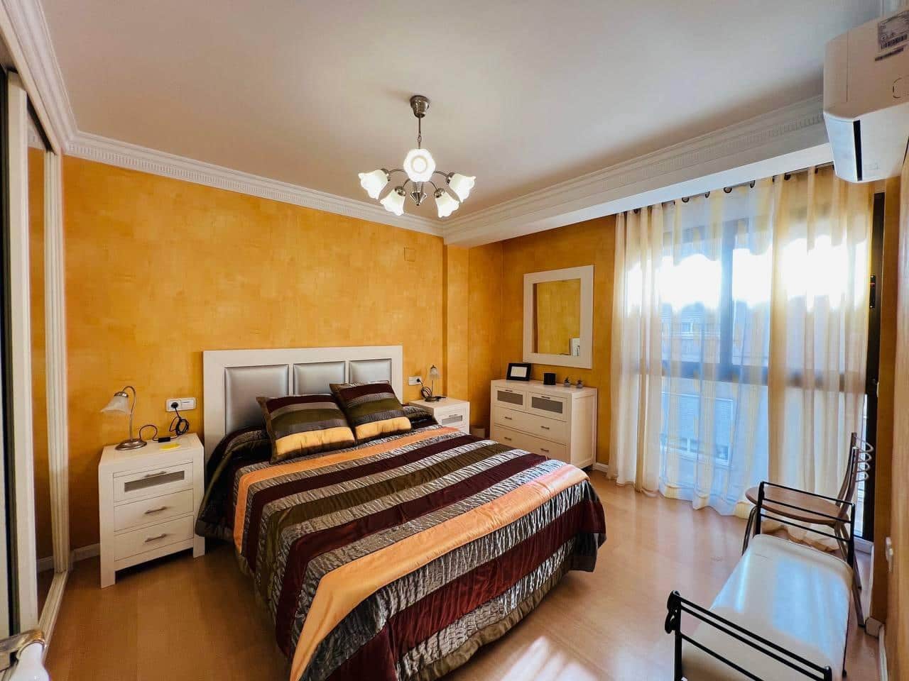 3 Zimmer Wohnung zu verkaufen in Alicante / Alacant Stadt mit Garage - 350.000 € (Ref: 10174321)