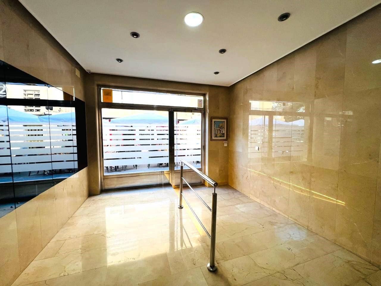 3 Zimmer Wohnung zu verkaufen in Alicante / Alacant Stadt mit Garage - 350.000 € (Ref: 10174321)