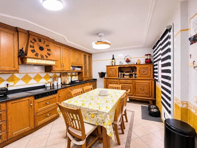 4 sovrum Bungalow till salu i Divina Pastora, Alicante stad med pool garage - 399 000 € (Ref: 10186287)