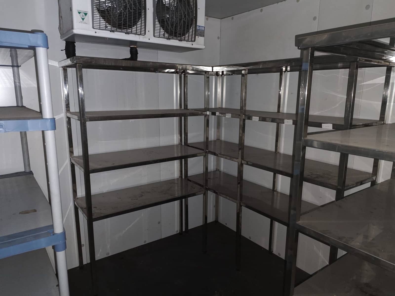 Commercial for sale in Alicante / Alacant city - € 335,000 (Ref: 8900661)