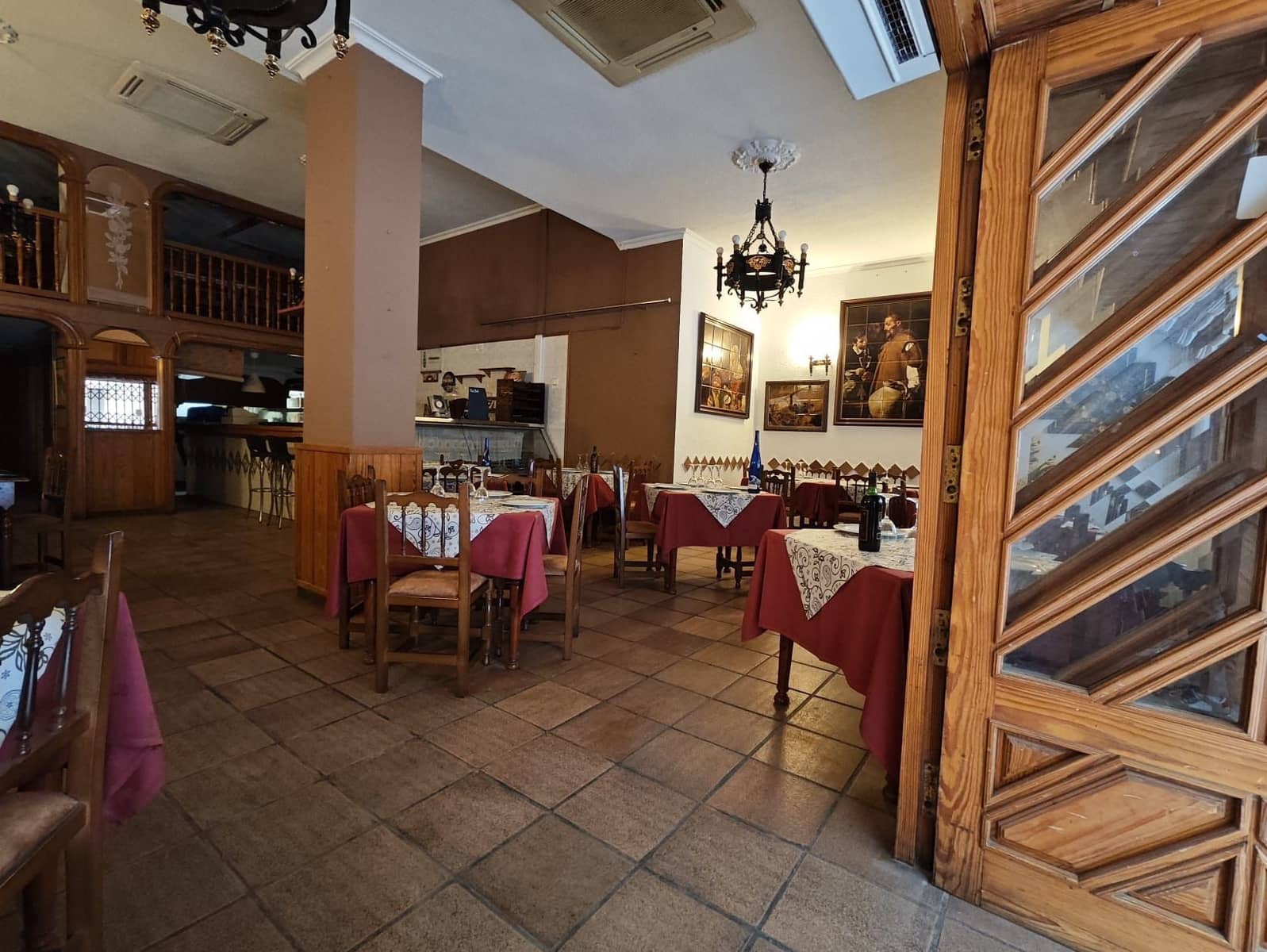 Commercial for sale in Alicante / Alacant city - € 335,000 (Ref: 8900661)