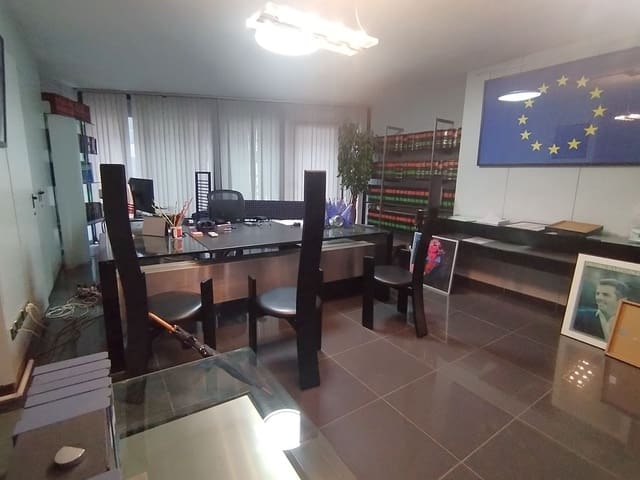 Toimisto vuokrattavana paikassa Alicante kaupunki - 1 800 € (Ref: 9303107)