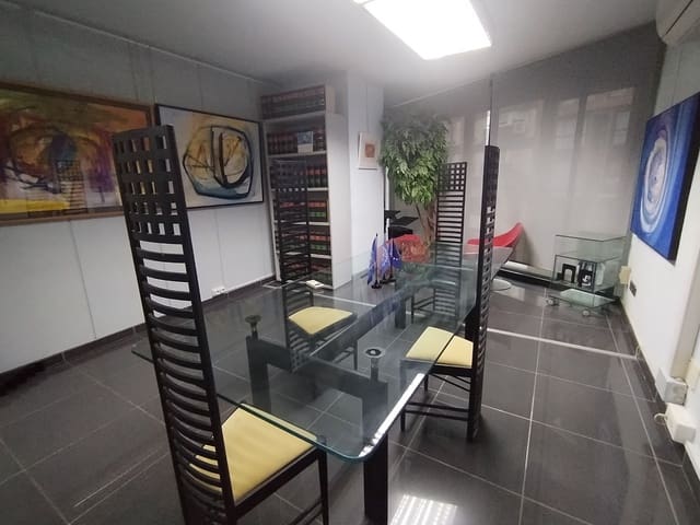 Toimisto vuokrattavana paikassa Alicante kaupunki - 1 800 € (Ref: 9303107)