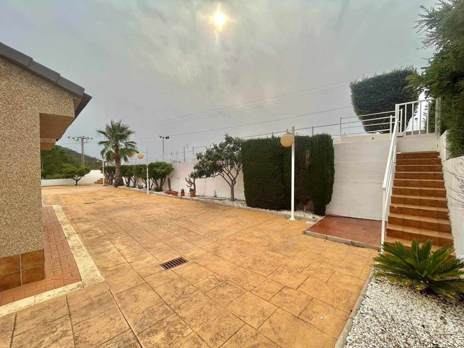 Chalet de 7 habitaciones en Algezares en venta con piscina garaje - 560.000 € (Ref: 9438102)
