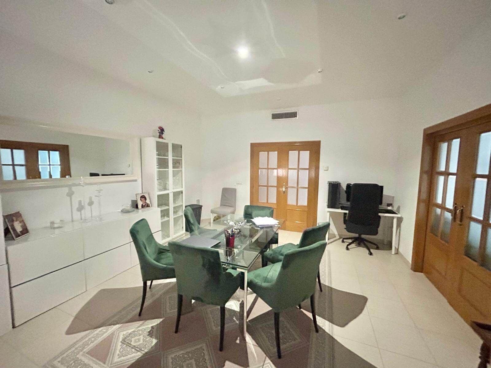 Chalet de 7 habitaciones en Algezares en venta con piscina garaje - 560.000 € (Ref: 9438102)