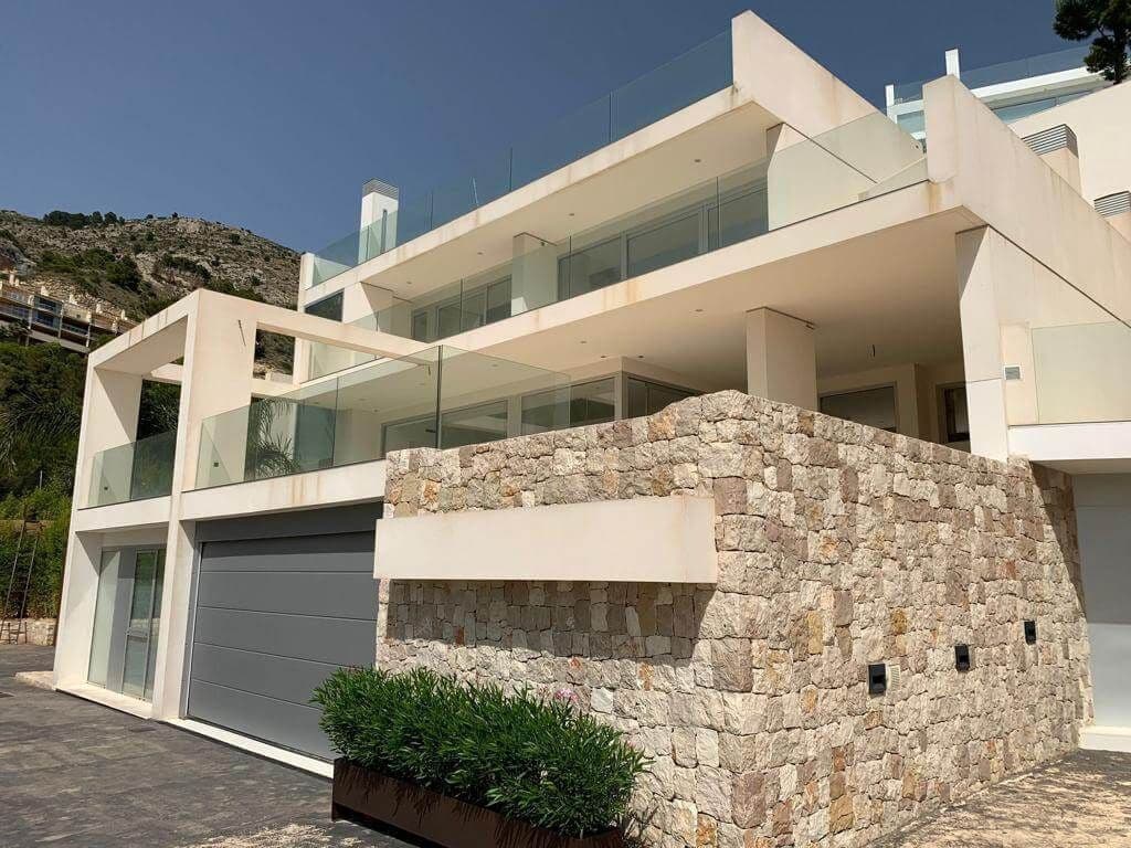 6 Zimmer Villa zu verkaufen in Benidorm mit Pool Garage - 1.990.000 € (Ref: 9438103)