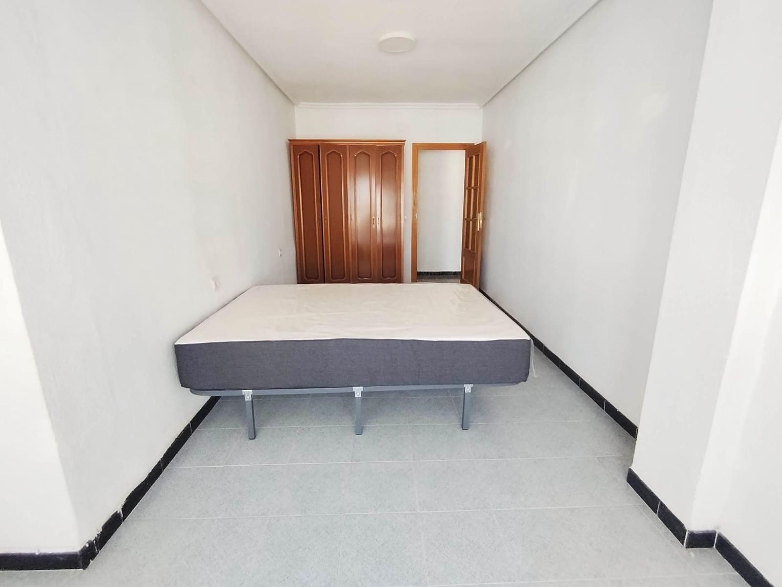 3 bedroom Flat for sale in Novelda - € 115,000 (Ref: 9438106)