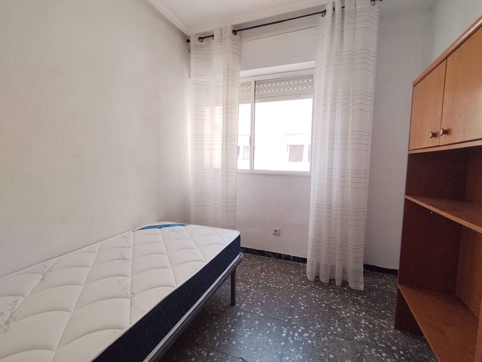 3 bedroom Flat for sale in Novelda - € 115,000 (Ref: 9438106)