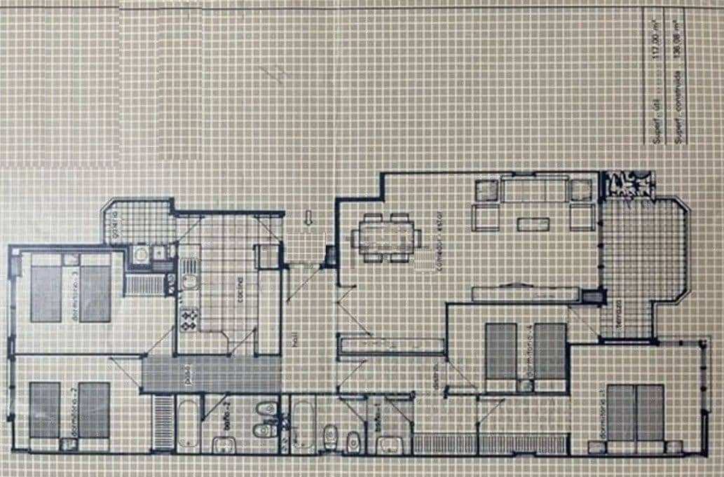 4 bedroom Flat for sale in Alicante / Alacant city with pool garage - € 425,000 (Ref: 9438107)
