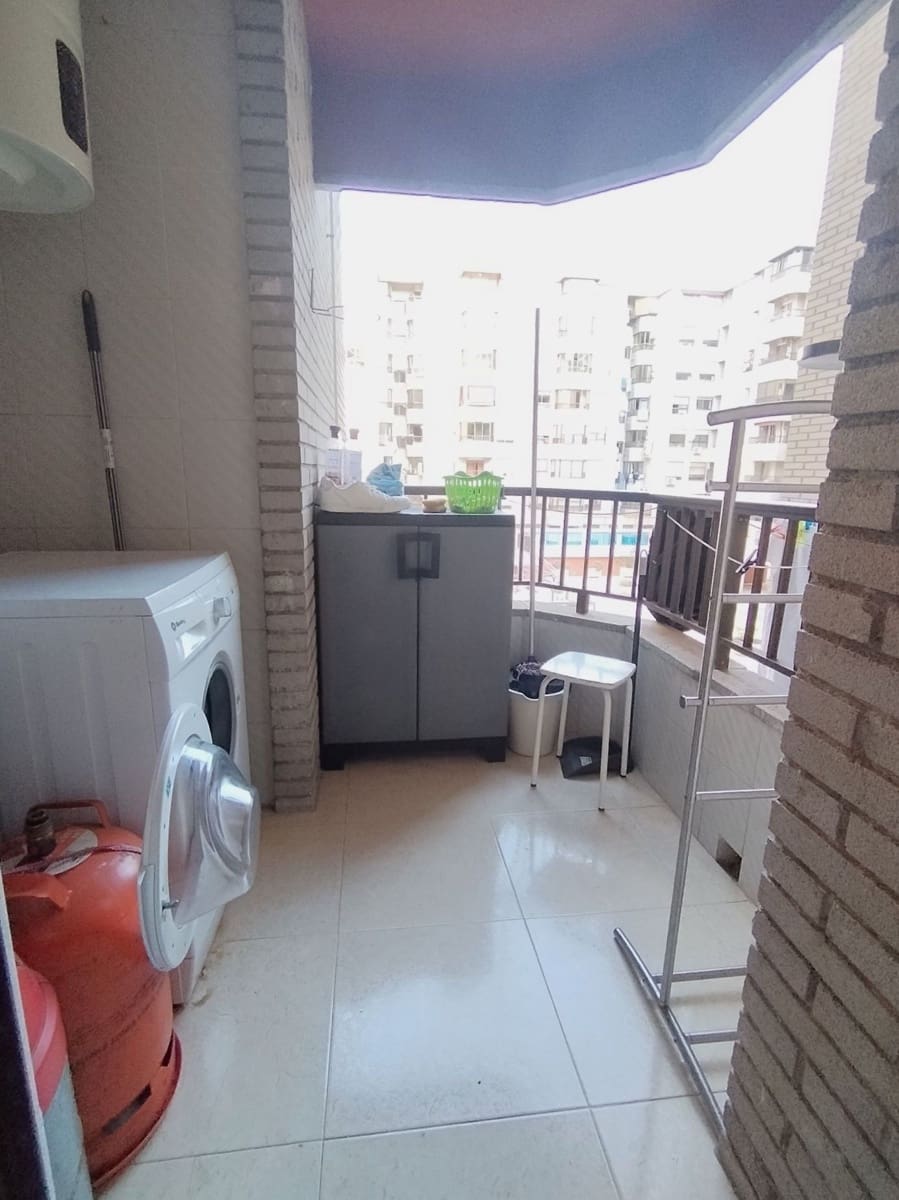 4 bedroom Flat for sale in Alicante / Alacant city with pool garage - € 425,000 (Ref: 9438107)