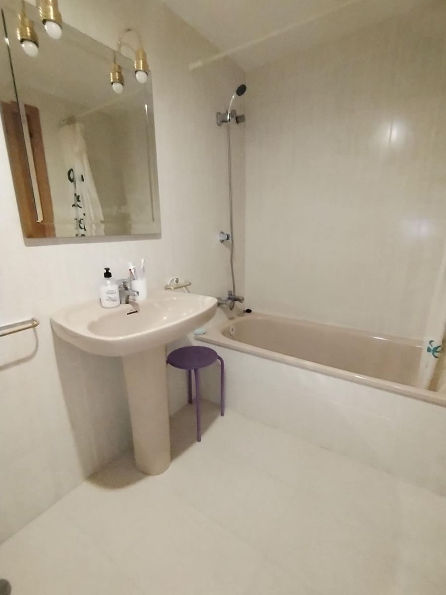 4 bedroom Flat for sale in Alicante / Alacant city with pool garage - € 425,000 (Ref: 9438107)