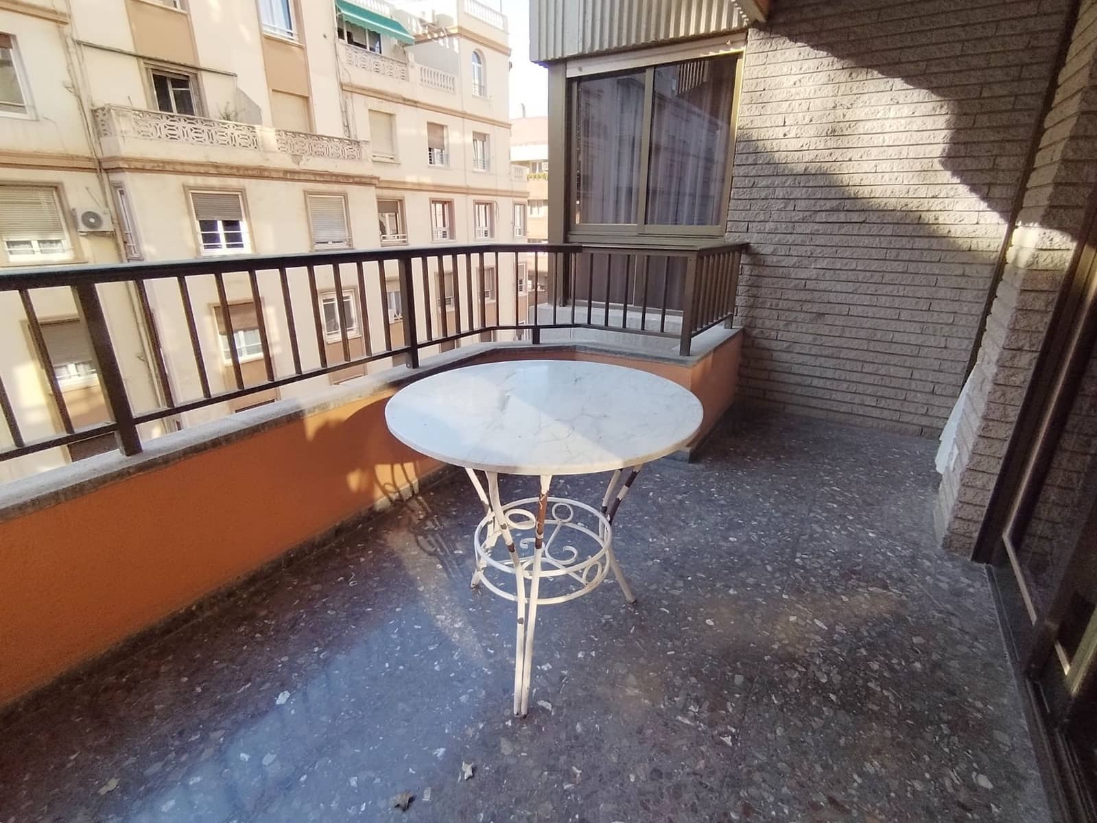 4 bedroom Flat for sale in Alicante / Alacant city with pool garage - € 425,000 (Ref: 9438107)