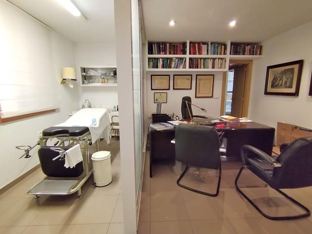 7 soverom Leilighet til salgs i Mercado, Alicante by - € 415 000 (Ref: 9438109)