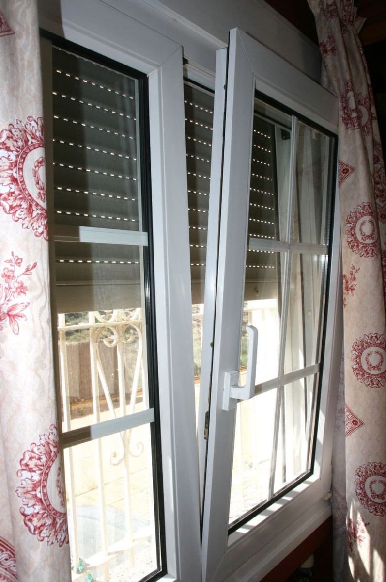 7 sypialnia Willa na sprzedaż w Muchamiel / Mutxamel z basenem garażem - 1 000 000 € (Ref: 9438111)