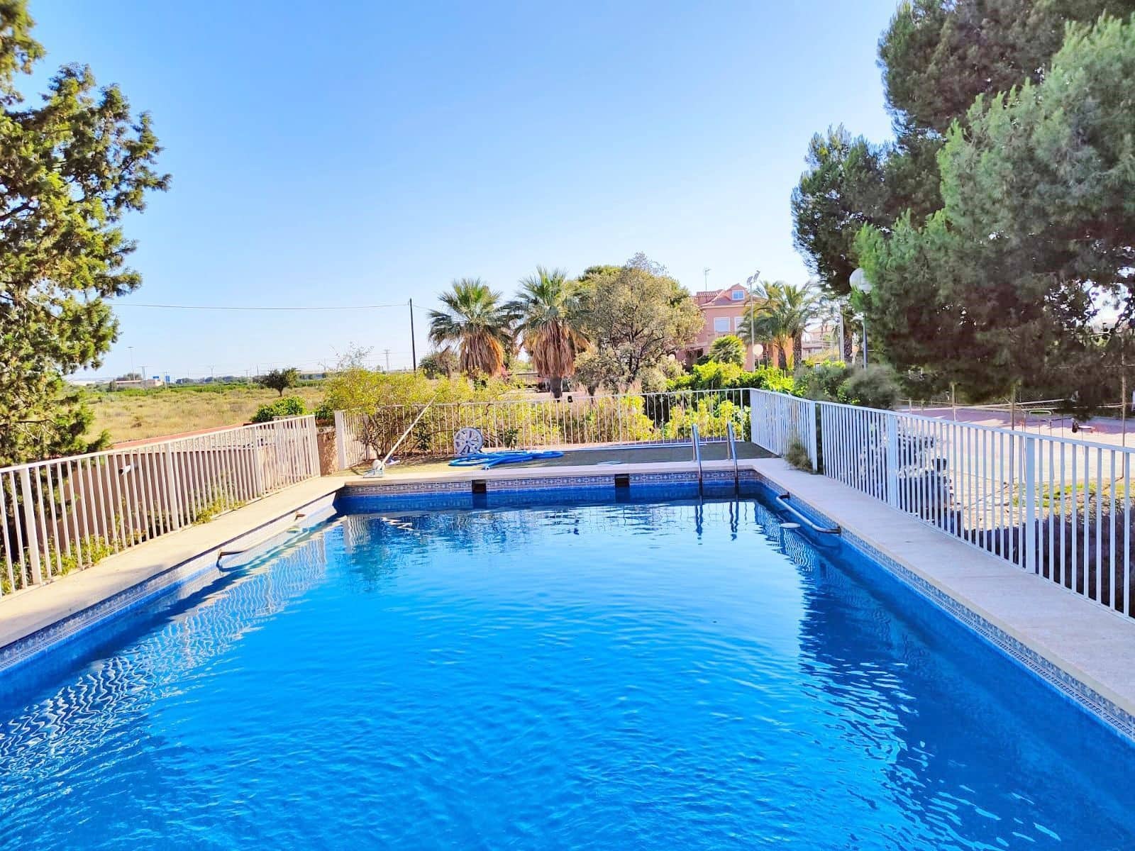 7 sypialnia Willa na sprzedaż w Muchamiel / Mutxamel z basenem garażem - 1 000 000 € (Ref: 9438111)