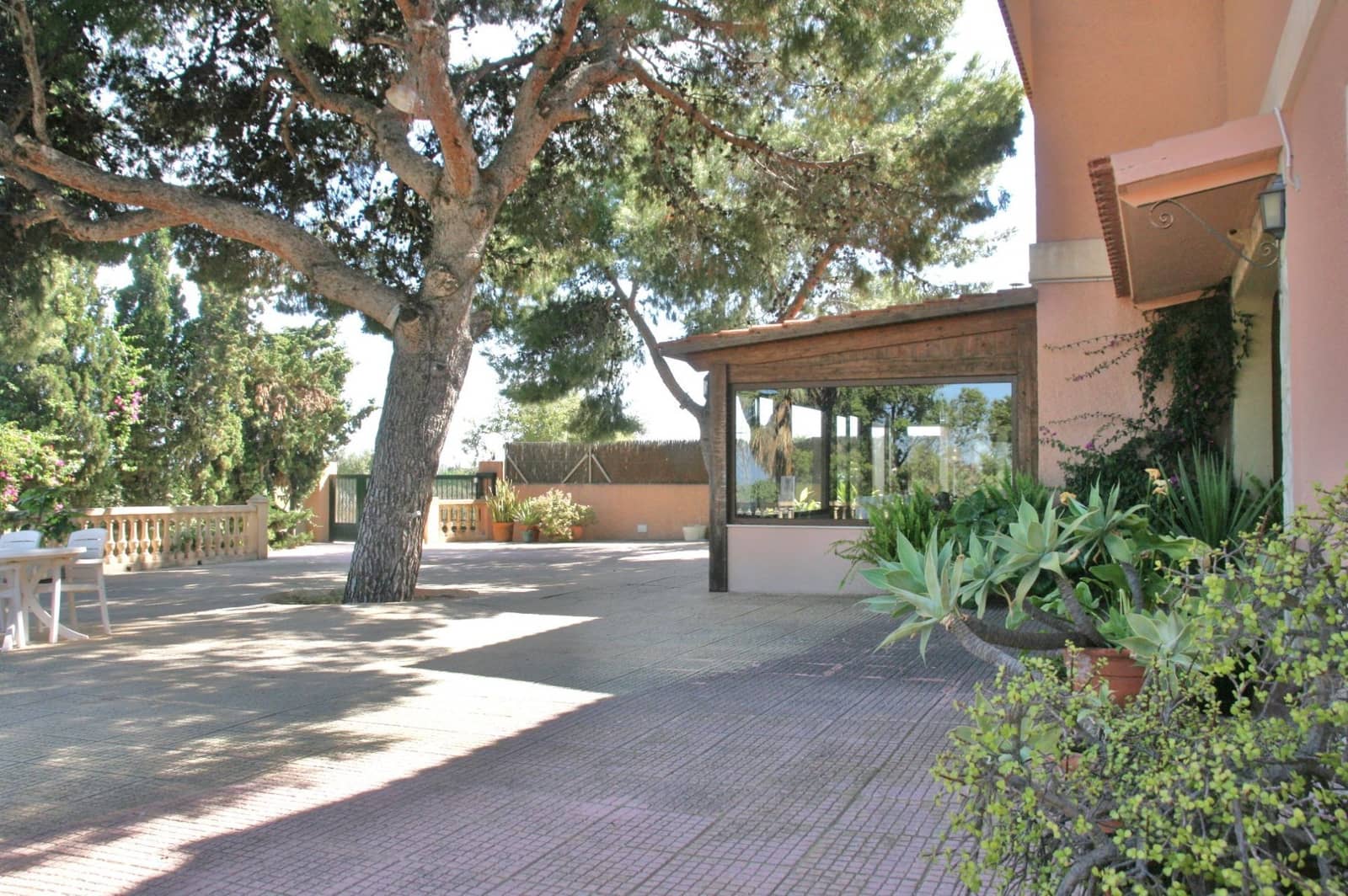 7 sypialnia Willa na sprzedaż w Muchamiel / Mutxamel z basenem garażem - 1 000 000 € (Ref: 9438111)