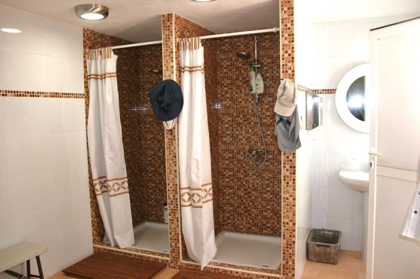 7 sypialnia Willa na sprzedaż w Muchamiel / Mutxamel z basenem garażem - 1 000 000 € (Ref: 9438111)