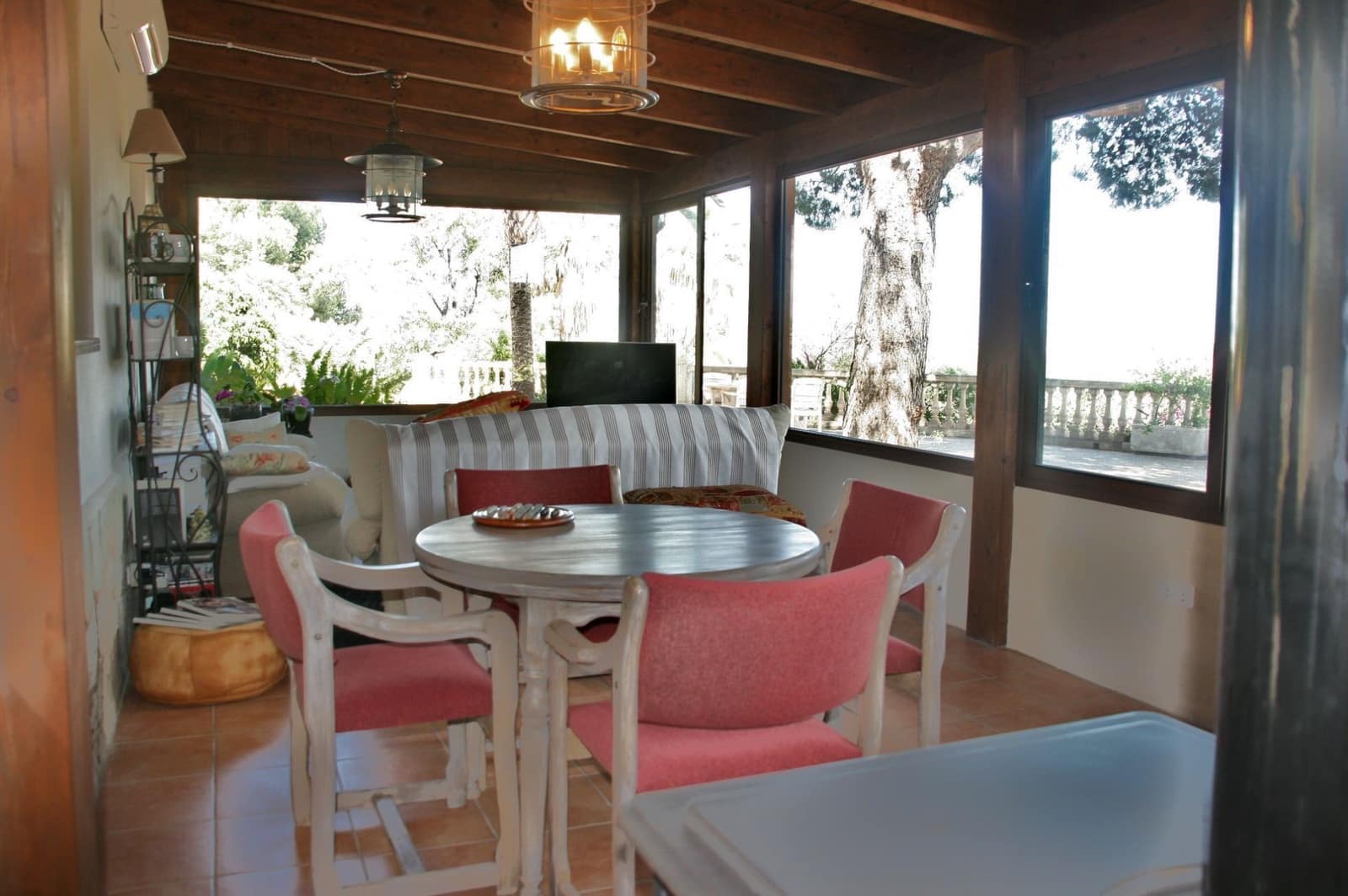 7 sypialnia Willa na sprzedaż w Muchamiel / Mutxamel z basenem garażem - 1 000 000 € (Ref: 9438111)