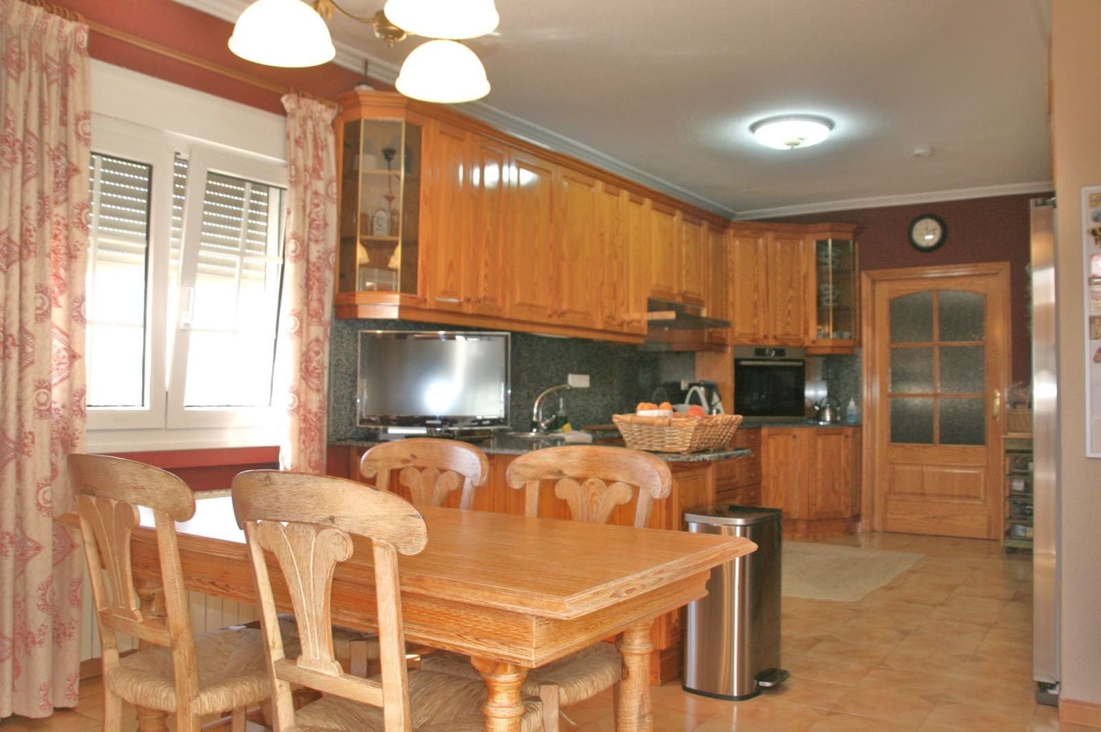 7 sypialnia Willa na sprzedaż w Muchamiel / Mutxamel z basenem garażem - 1 000 000 € (Ref: 9438111)