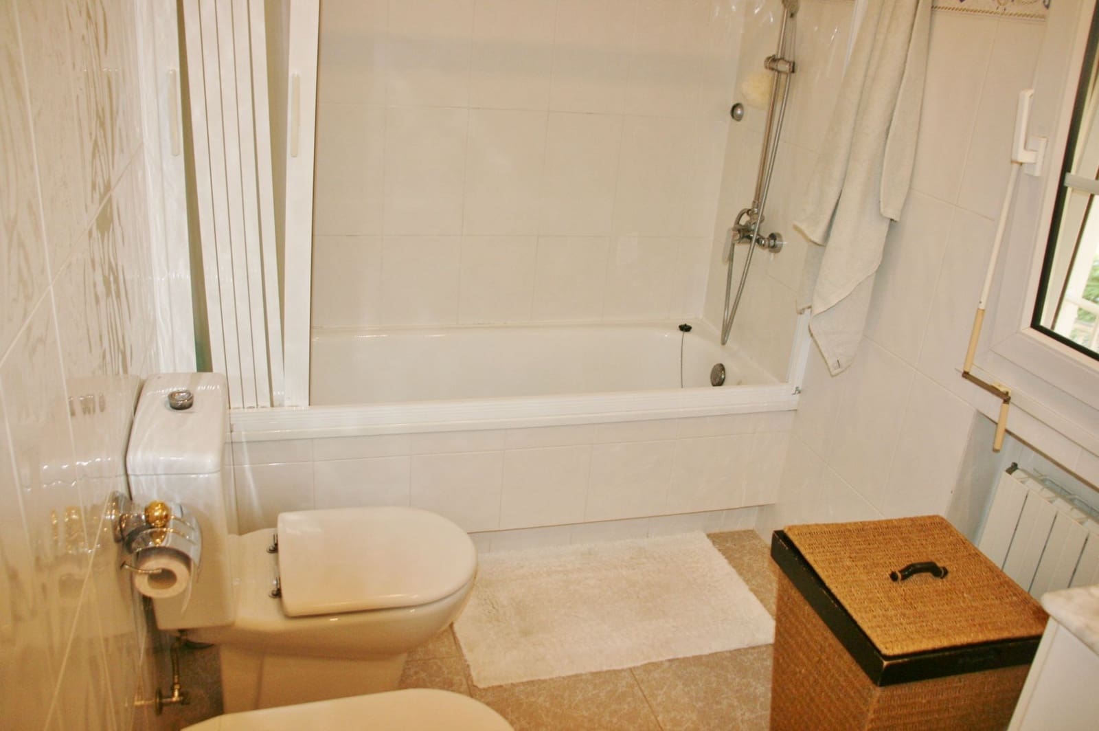 7 sypialnia Willa na sprzedaż w Muchamiel / Mutxamel z basenem garażem - 1 000 000 € (Ref: 9438111)