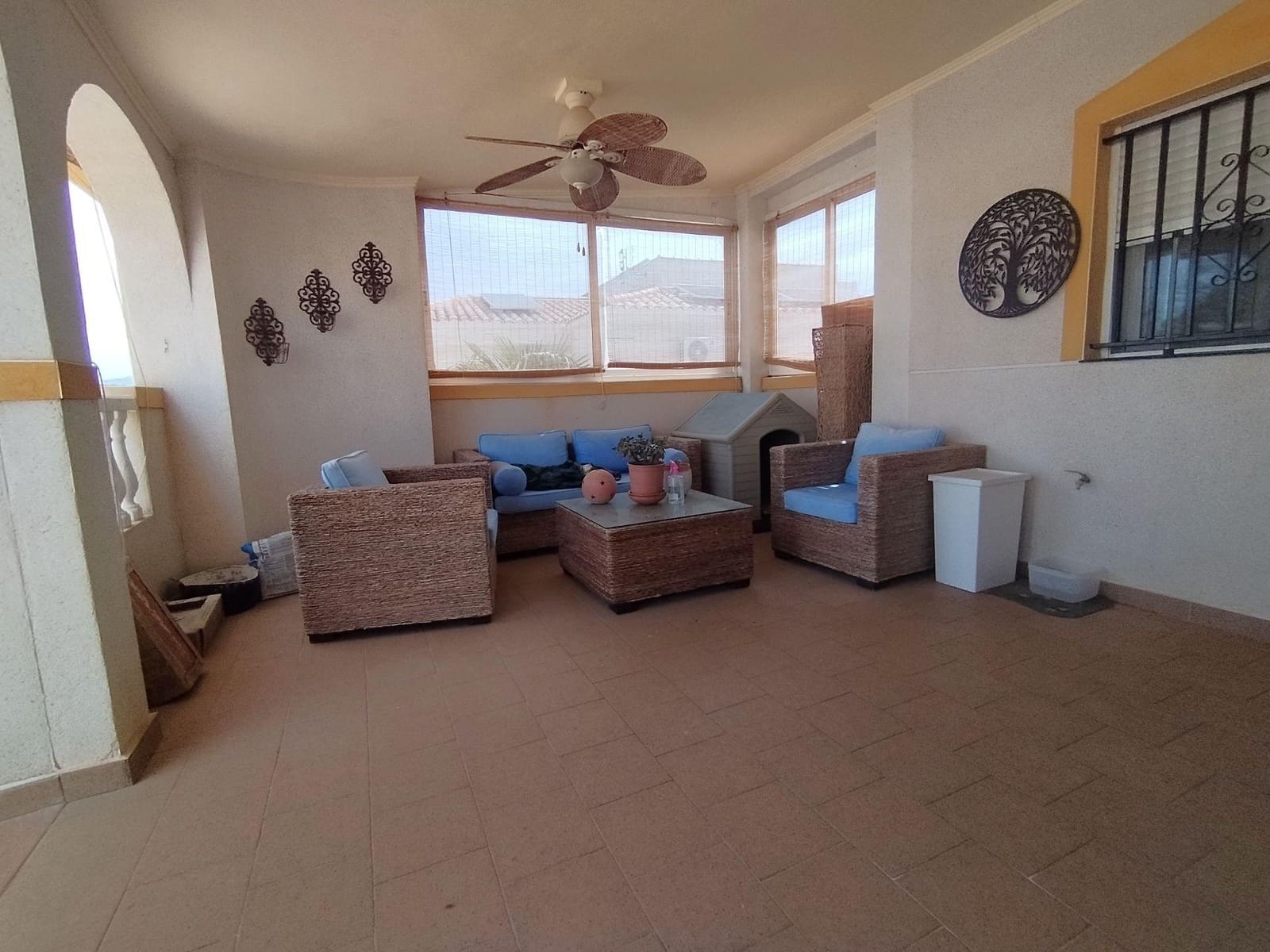 4 soveværelse Villa til salg i Castalla med swimmingpool garage - € 340.000 (Ref: 9438112)