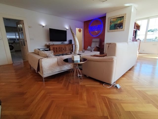 3 soverom Villa til salgs i San Juan de Alicante / Sant Joan d'Alacant med svømmebasseng garasje - € 750 000 (Ref: 9438113)