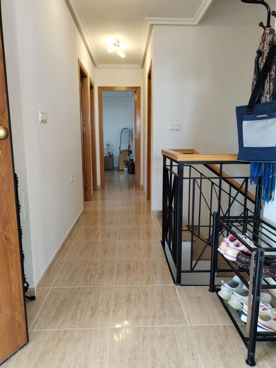 7 bedroom Villa for sale in Finestrat with garage - € 599,000 (Ref: 9438114)