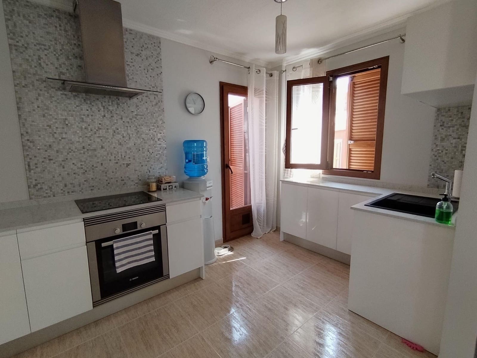 7 bedroom Villa for sale in Finestrat with garage - € 599,000 (Ref: 9438114)