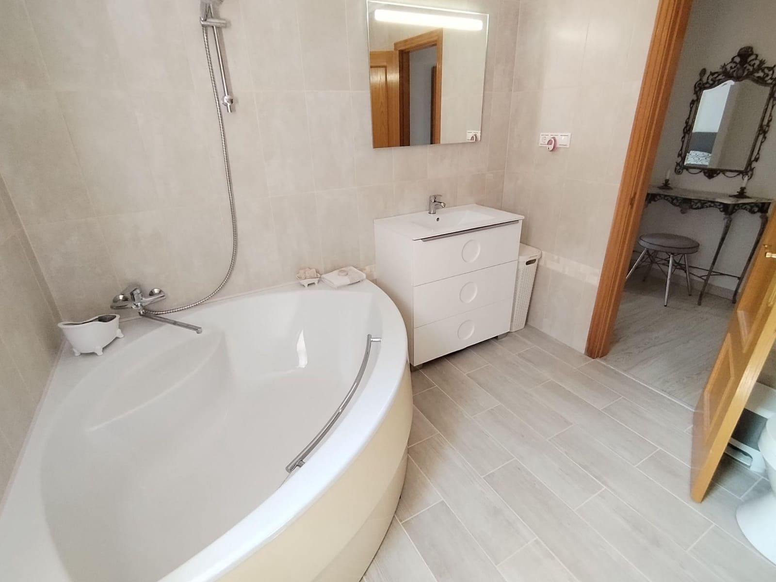 7 bedroom Villa for sale in Finestrat with garage - € 599,000 (Ref: 9438114)