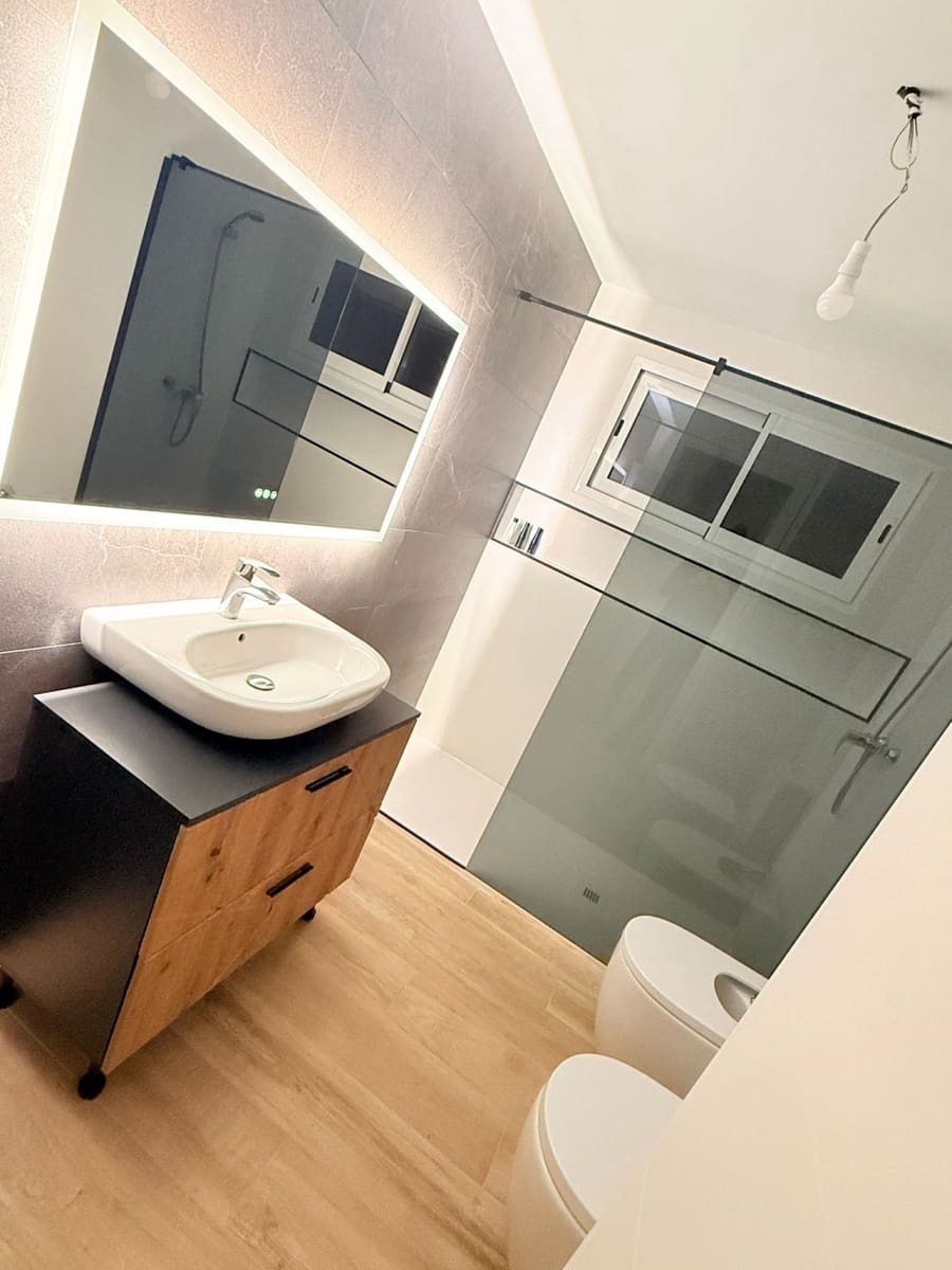 4 sypialnia Willa na sprzedaż w Muchamiel / Mutxamel z basenem garażem - 565 000 € (Ref: 9438117)