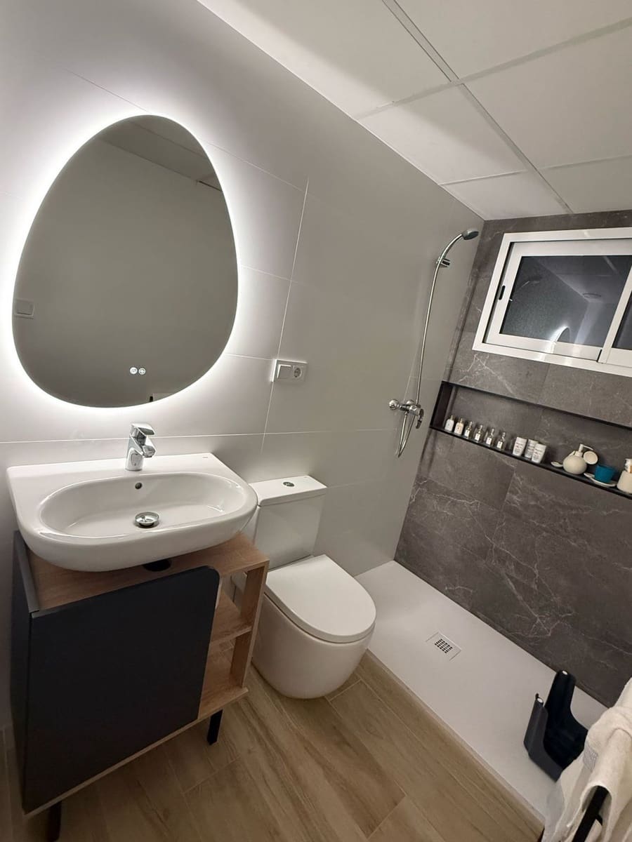 4 sypialnia Willa na sprzedaż w Muchamiel / Mutxamel z basenem garażem - 565 000 € (Ref: 9438117)