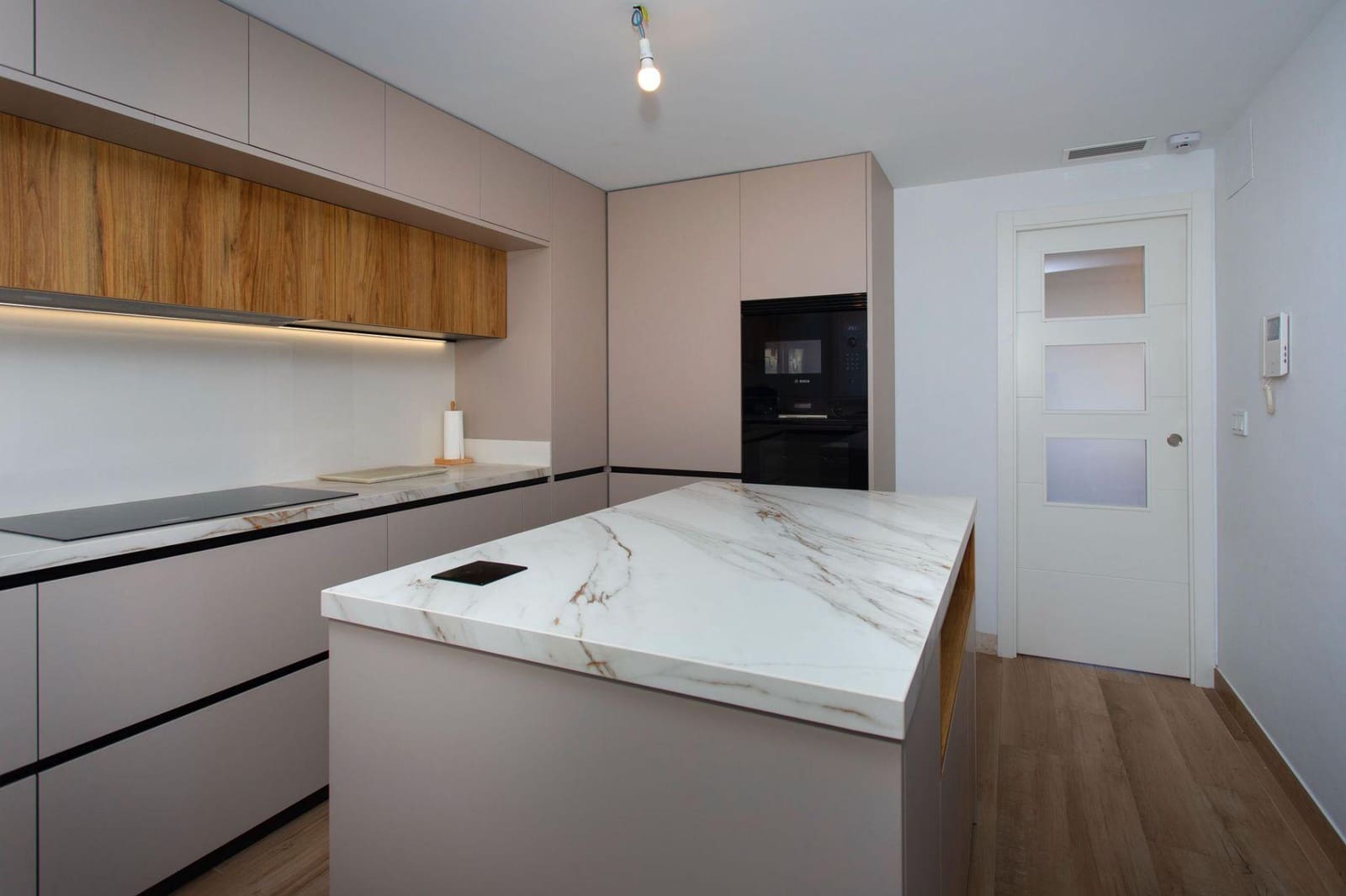 4 sypialnia Willa na sprzedaż w Muchamiel / Mutxamel z basenem garażem - 565 000 € (Ref: 9438117)