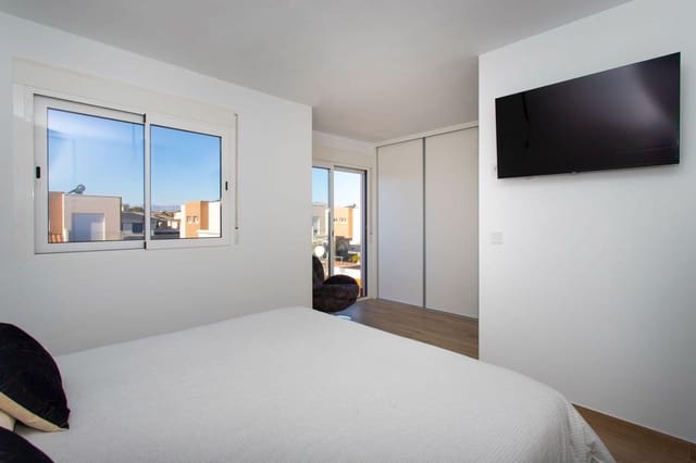 4 soveværelse Villa til salg i Muchamiel / Mutxamel med swimmingpool garage - € 565.000 (Ref: 9438117)