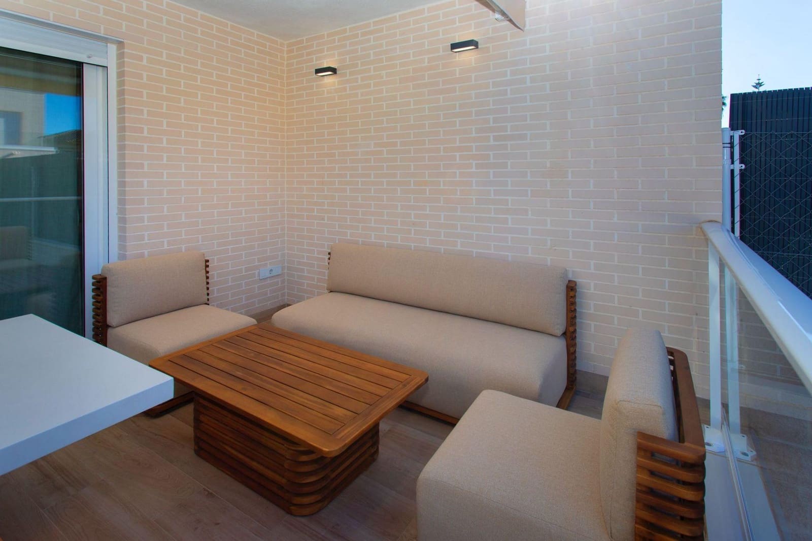 4 sypialnia Willa na sprzedaż w Muchamiel / Mutxamel z basenem garażem - 565 000 € (Ref: 9438117)